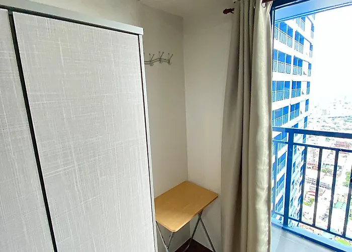 Apartment Ikigai's Alpha Makati View With Balcony Perfect For Relaxation *